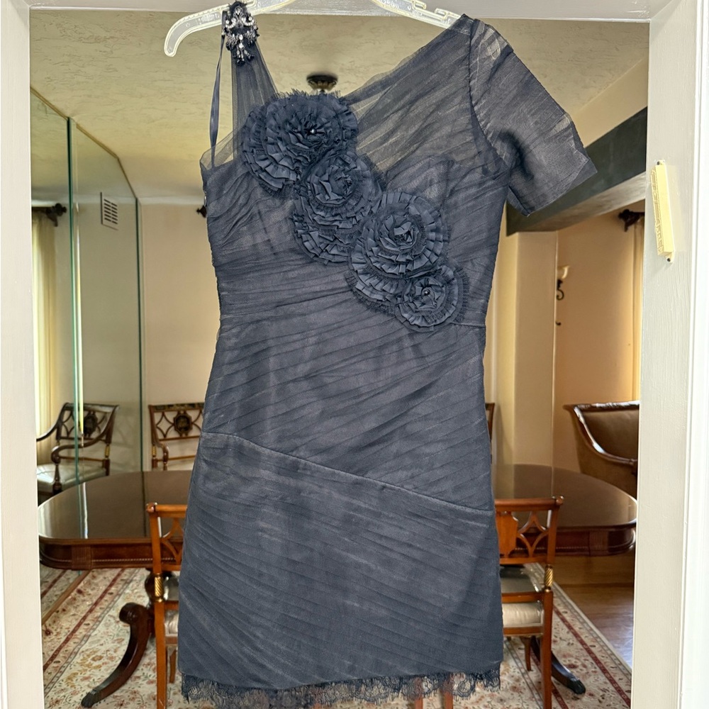 Elegant Black One-Shoulder Dress